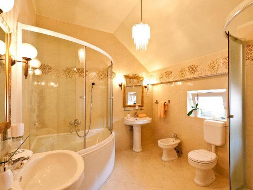 Hotel Livadic Samobor Ngoại thất bức ảnh