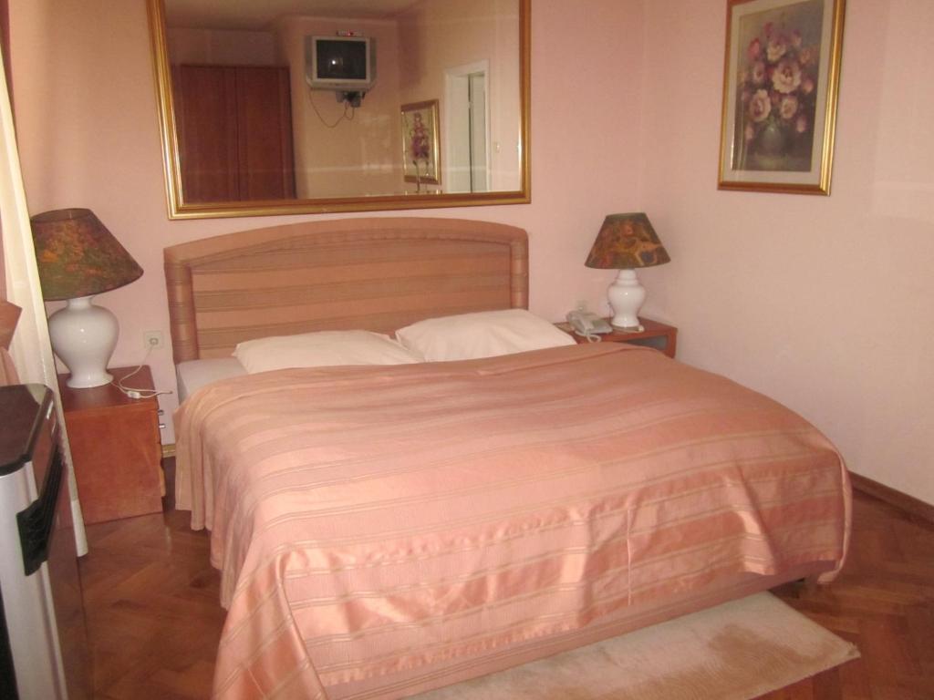 Hotel Livadic Samobor Ngoại thất bức ảnh